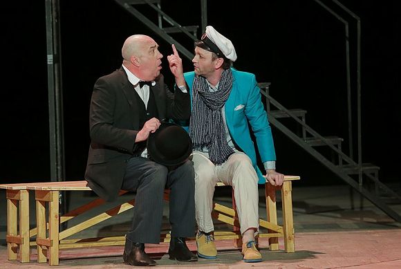 В Пензе предприниматели сыграли в спектакле «12 стульев»