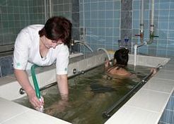 В зареченской бане предлагают новую услугу — подводный душ-массаж