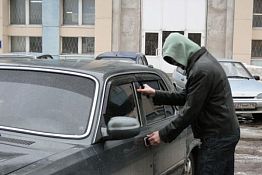 В Башмакове мужчина попал в больницу после ДТП на угнанном авто В Башмакове мужчина попал в больницу после ДТП на угнанном авто