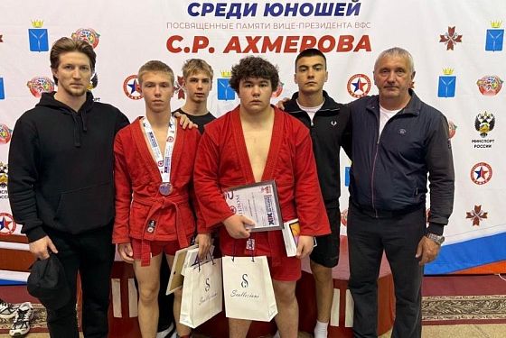 Пензенские самбисты стали призерами Всероссийских соревнований