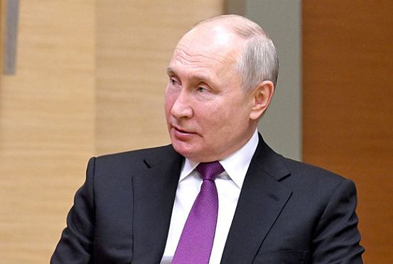 Олег Мельниченко поздравил президента Владимира Путина с днем рождения