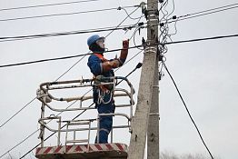 В Пензе полностью восстановлена подача электроэнергии после урагана В Пензе полностью восстановлена подача электроэнергии после урагана