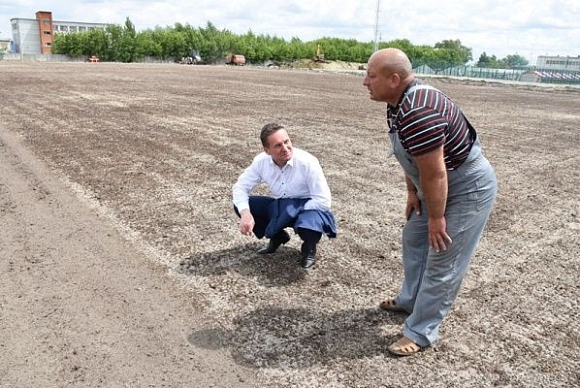 В Пензе засеяно футбольное поле стадиона «Зенит»