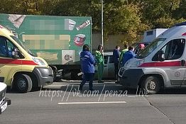 В Пензе на ул. Окружной ВАЗ въехал под «Газель»