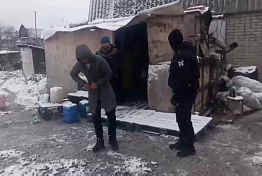 Пензенские полицейские нашли на дачах «теремок» мигрантов Пензенские полицейские нашли на дачах «теремок» мигрантов