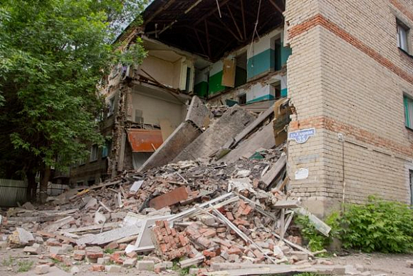 Торцевая стена дома на Ударной, 35 в Пензе тоже может рухнуть