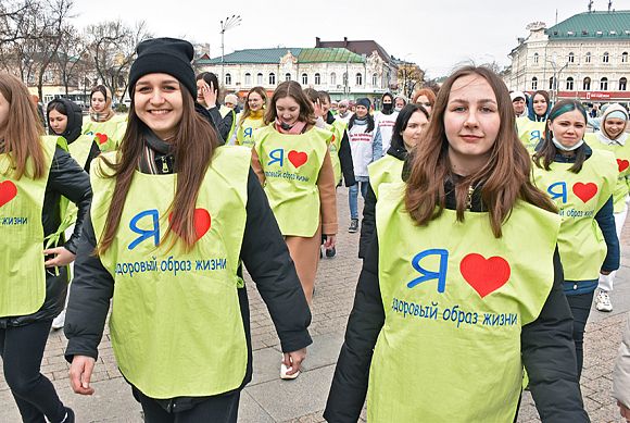 В Пензе в честь Дня здоровья прошли «10 тысяч шагов к жизни»