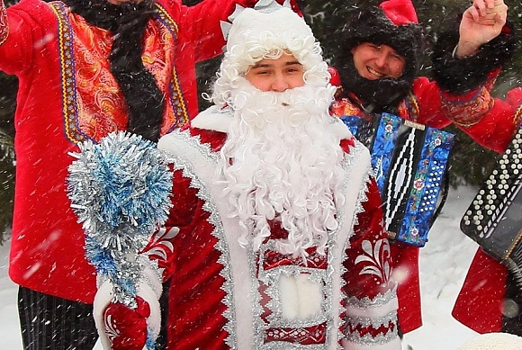 В Пензе перенесли парад Дедов Морозов и Снегурочек