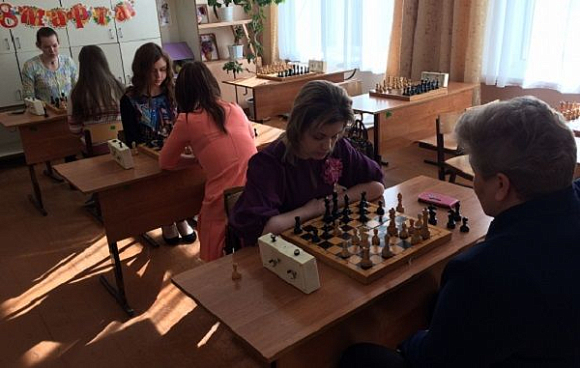 В Сердобском районе женщины сразились на шахматной доске