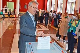 Иван Белозерцев уверенно лидирует на выборах губернатора Пензенской области
