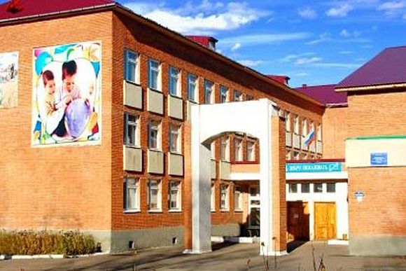 Школе в Иссе присвоено имя Героя Советского Союза