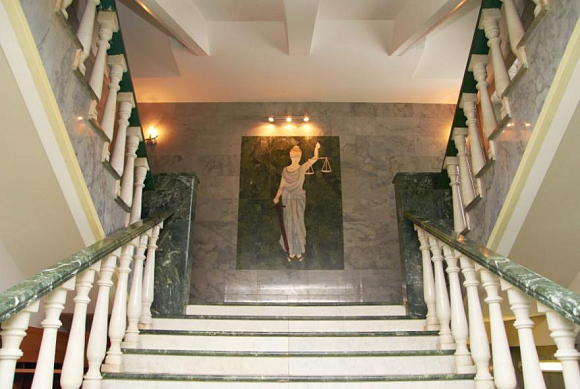 Мошенники выслушали приговор||Фото: Пензенский областной суд В Пензе облсуд оставил в силе приговор аферистам, обманувшим 38 пенсионеров