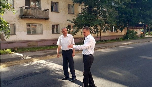 Мэр Пензы недоволен качеством работ по ремонту дороги на ул. Набережной р. Мойки