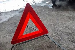 В Пензе на ул. Окружной «Приора» столкнулась с «Волгой», есть пострадавшие В Пензе на ул. Окружной «Приора» столкнулась с «Волгой», есть пострадавшие