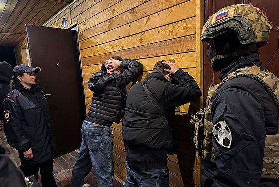 Пензенские полицейские задержали в загородном клубе наркосбытчика