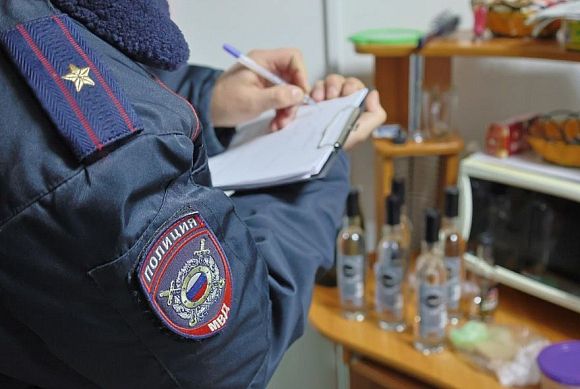 В Октябрьском районе пресекли оборот контрафактного алкоголя