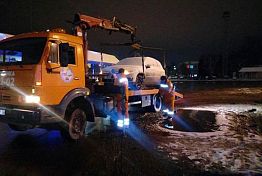 В Пензе с Привокзальной площади эвакуировали три автомобиля