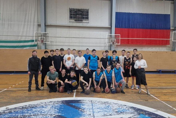 Пензенская команда по адаптивному баскетболу провела первую товарищескую игру