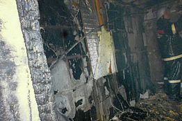 В Нижнем Ломове 10 пожарных тушили срубовый дом