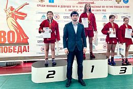 Самбисты из Пензы завоевали пять медалей на всероссийском турнире Самбисты из Пензы завоевали пять медалей на всероссийском турнире