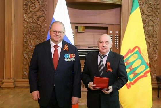 Тренер Владимир Сибринин стал Заслуженным работником физической культуры РФ Тренер Владимир Сибринин стал Заслуженным работником физической культуры РФ