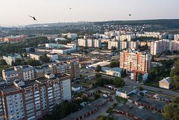 В Пензе малышка выпала из окна четвертого этажа