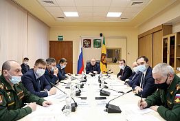 Мельниченко назвал вопрос призыва в армию важнейшим Мельниченко назвал вопрос призыва в армию важнейшим