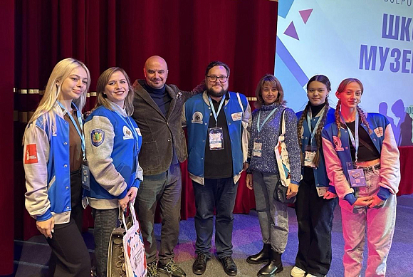 Пензенских педагогов и школьников наградили на Всероссийском съезде в Музее Победы