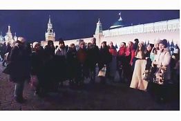 В Москве на Красной площади спели про красивых пензенцев В Москве на Красной площади спели про красивых пензенцев