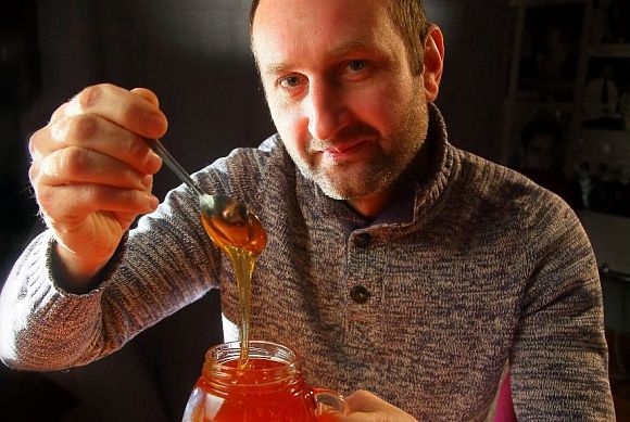 От городского парня до мастера мёда: Евгений Величанинов взял Гран‑при всероссийского конкурса