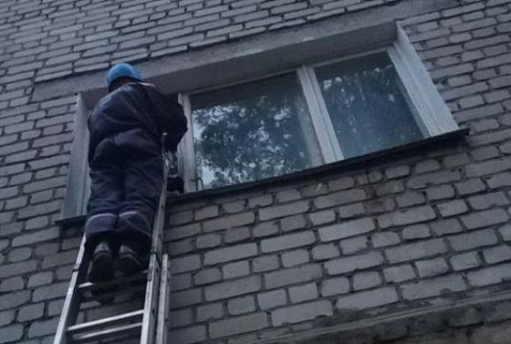 На Пушанина спасатели помогли врачам попасть к больному 