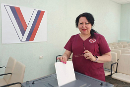 Джамиля Курмаева проголосовала на выборах президента России