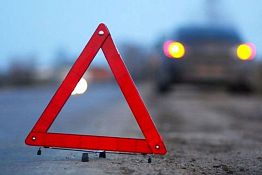 В Пензе на ул. Перспективной «семерка» столкнулась с КамАЗом В Пензе на ул. Перспективной «семерка» столкнулась с КамАЗом