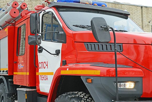 В Пензе на Суворова при пожаре спасли мужчину