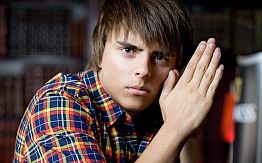 В Пензе Johnyboy выступит на фестивале с участием «Алисы» и «Тараканов» В Пензе Johnyboy выступит на фестивале с участием «Алисы» и «Тараканов»