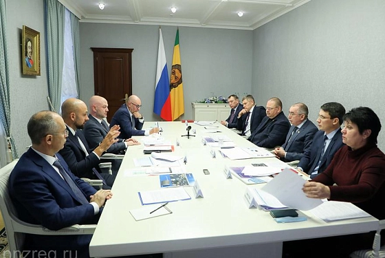 Мельниченко и АО «Газпромбанк» обсудили сопровождение госконтрактов