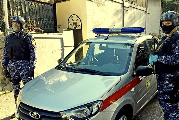 Фото vk.com/rosgvardpenza В Пензе посетитель бара затевал драку с гостями