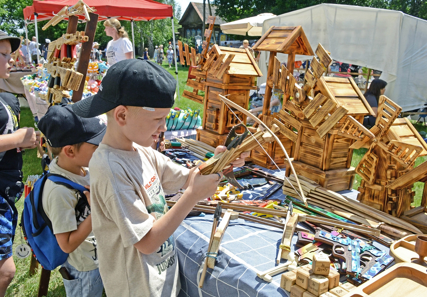 Осенняя ярмарка в кингисеппе 2022. Ярмарка 8. Ярмарка 8. Ярмарка 8. Ярмарка для детей.