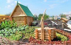 На набережной Суры появился чудо-городок