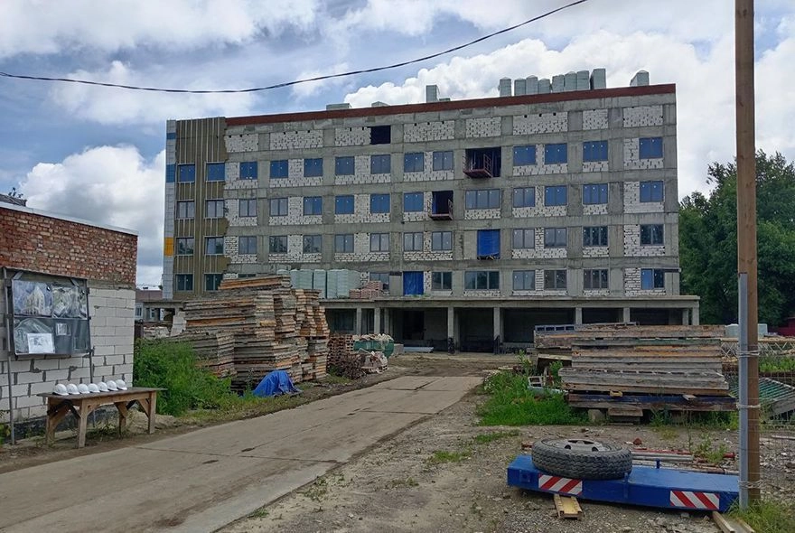В Кузнецке достраивают новую больницу