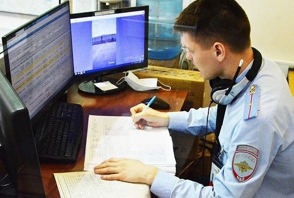 Размещение личной информации и компрометирующих фотографий в соцсетях может стать причиной вымогательства со стороны мошенников||Фото УМВД России по Пензенской области Пензенца шантажировали его интимными фотографиями