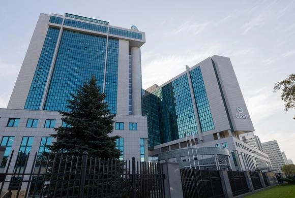 В дополнение к мерам государственной поддержки Сбер подготовил для получателей выплат подарки и скидки Сбер зачислил военнослужащим президентские выплаты по 15 тысяч рублей