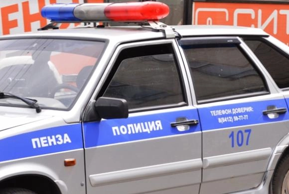 Фото В. Гришин В Пензе 26-летнего парня оставили без штанов