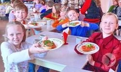 В Пензенской области около 95% школьников получают горячее питание