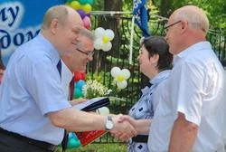 В Пензе в День Петра и Февронии зажгли благодатный огонь В Пензе в День Петра и Февронии зажгли благодатный огонь