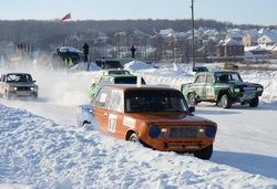 В Пензе открытый чемпионат области по трековым автогонкам собрал 5 тыс. зрителей