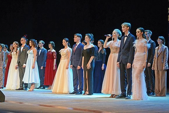 Торжественный момент запомнится на всю жизнь scena.jpg