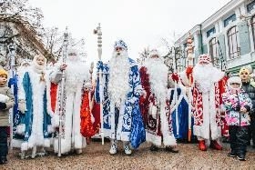 Шествие Дедов Морозов и Снегурочек в Пензе (17.12.25) — фотоотчет