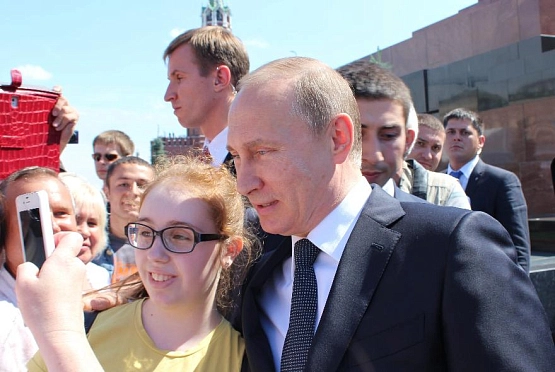Эксперты: большинство россиян хотят, чтобы Владимир Путин выдвинулся на новый срок