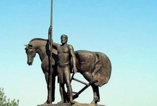 В Пензе памятнику «Первопоселенцу» вернут исторический облик